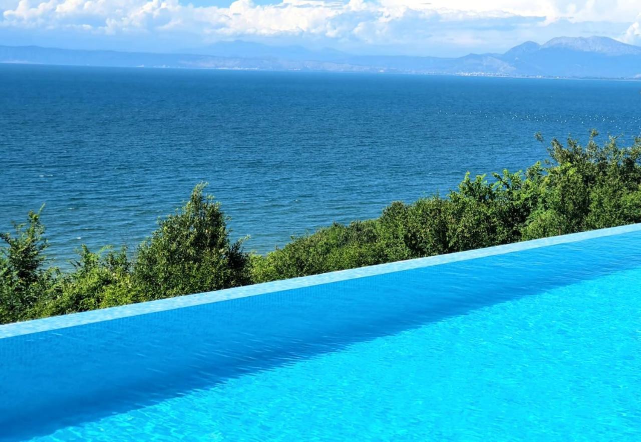 Duplex Seaview Condo Дуррес Екстер'єр фото