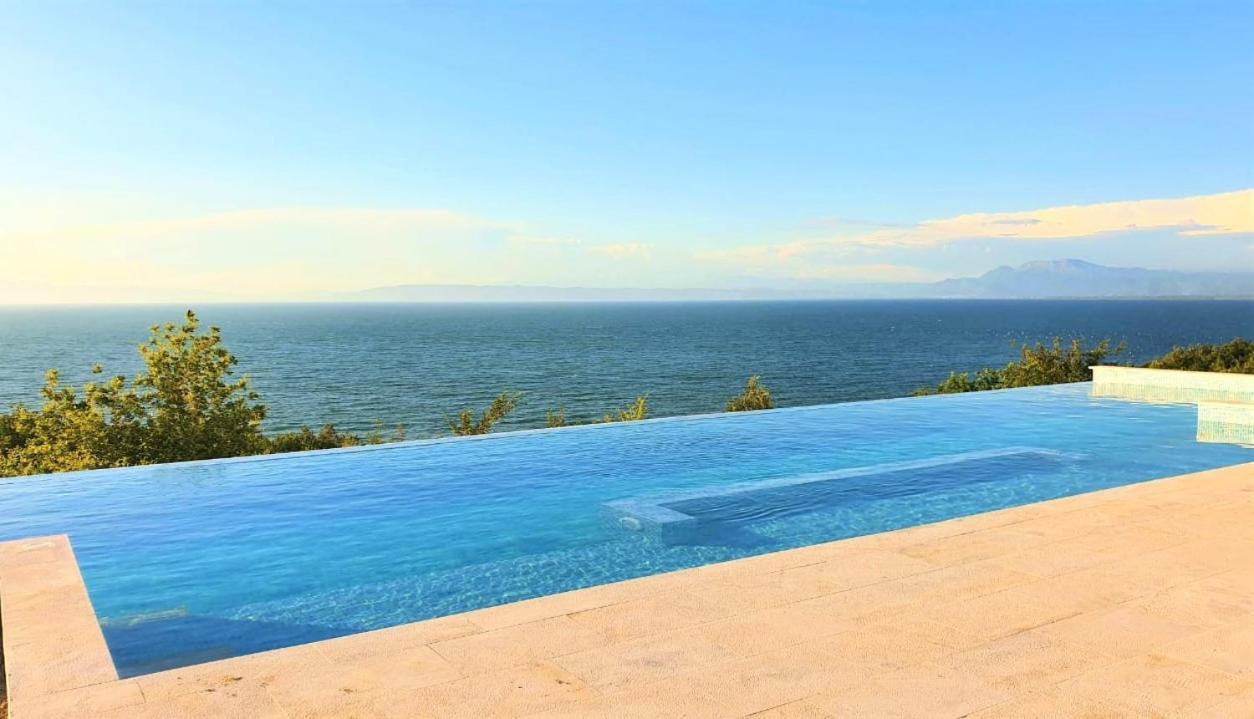Duplex Seaview Condo Дуррес Екстер'єр фото