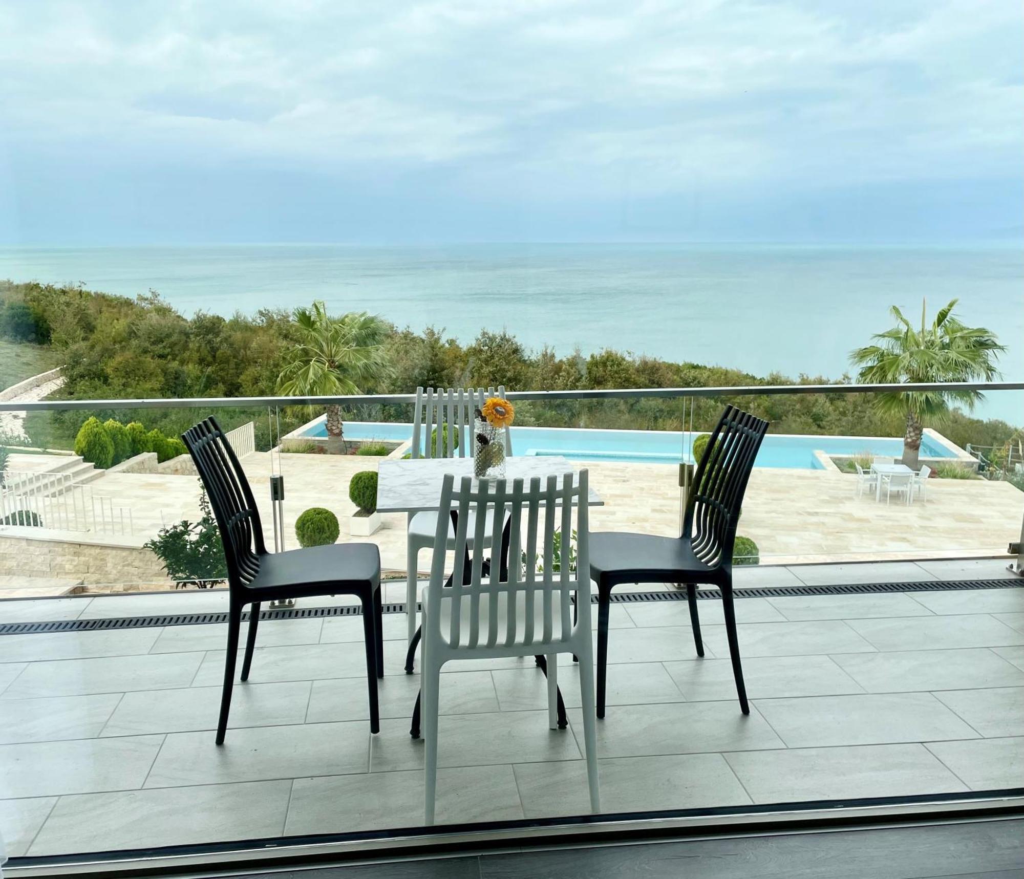 Duplex Seaview Condo Дуррес Екстер'єр фото